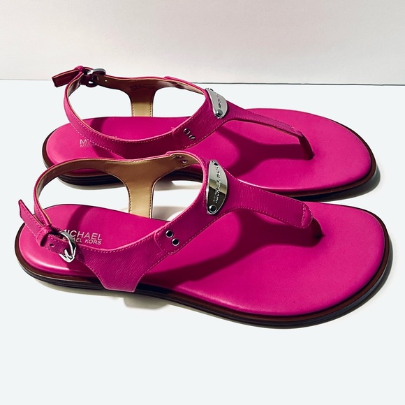 MICHAEL KORS logo plate thong sandals💖💖 - Picture 6 of 8
